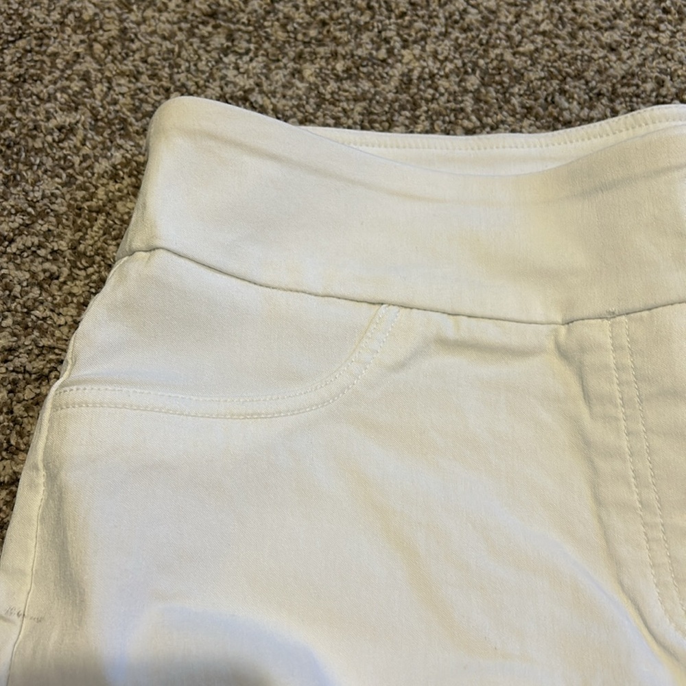 Ruby Rd. Petite capri pants - excellent condition! - Picture 3 of 6